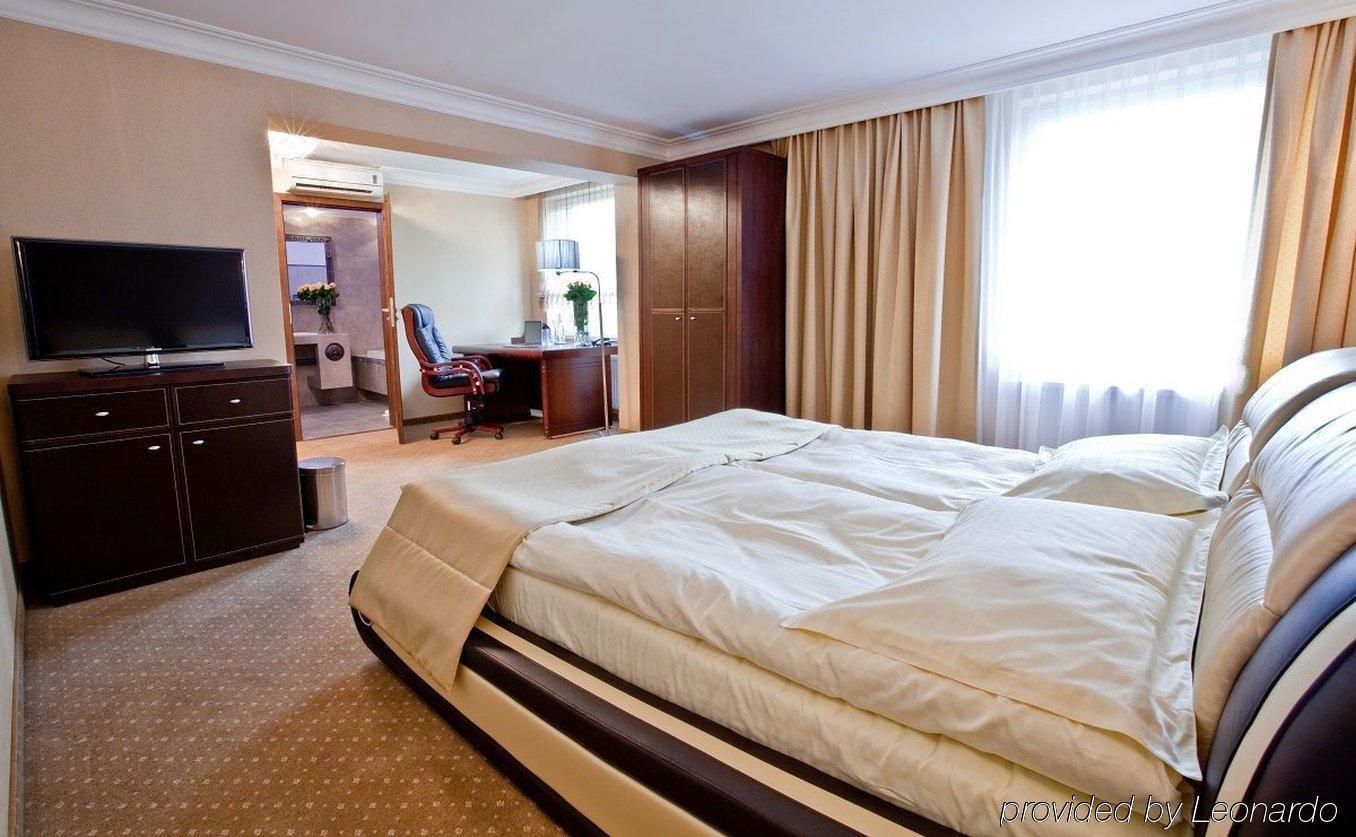 M Hotel Sosnowiec Værelse billede