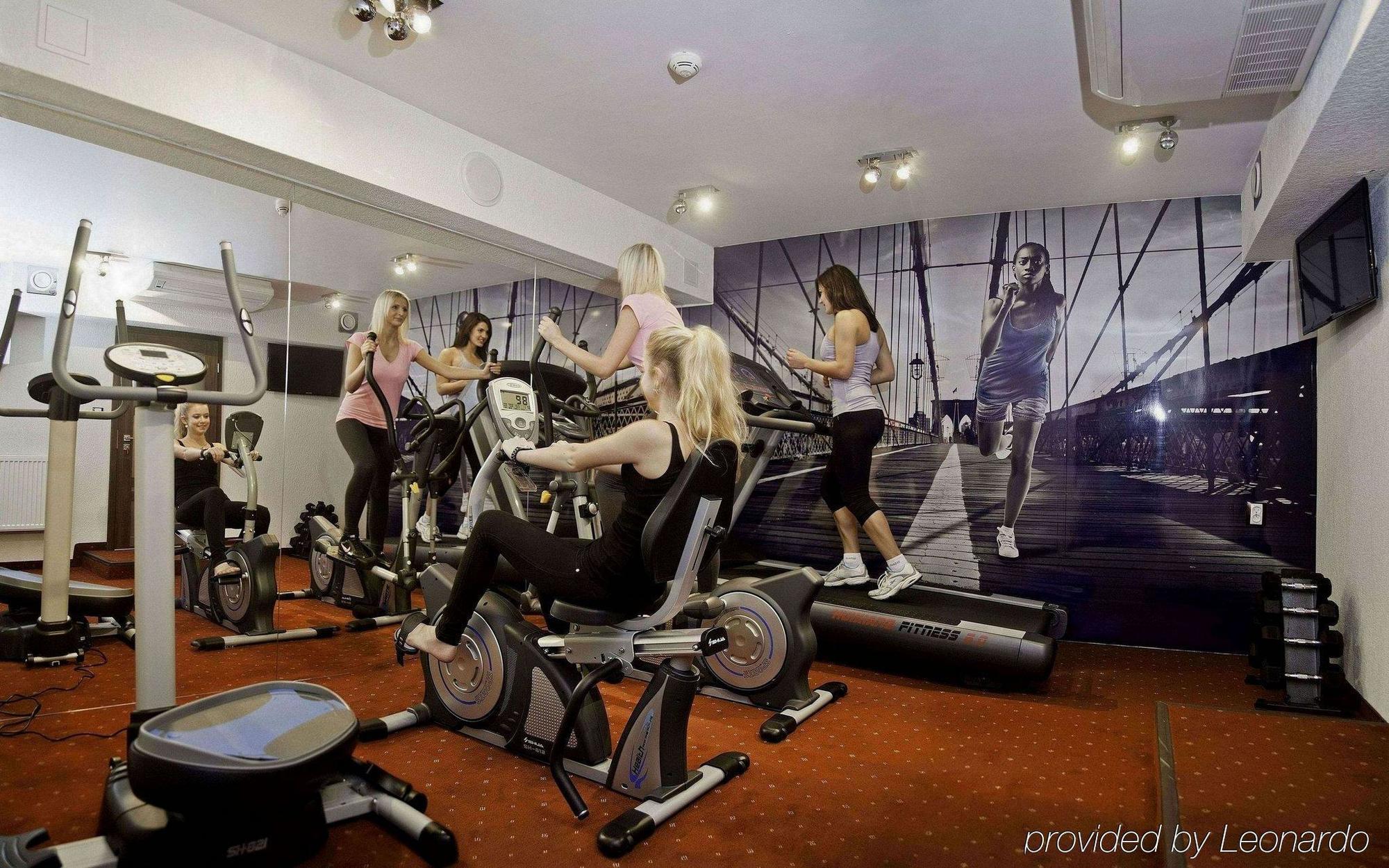 M Hotel Sosnowiec Eksteriør billede