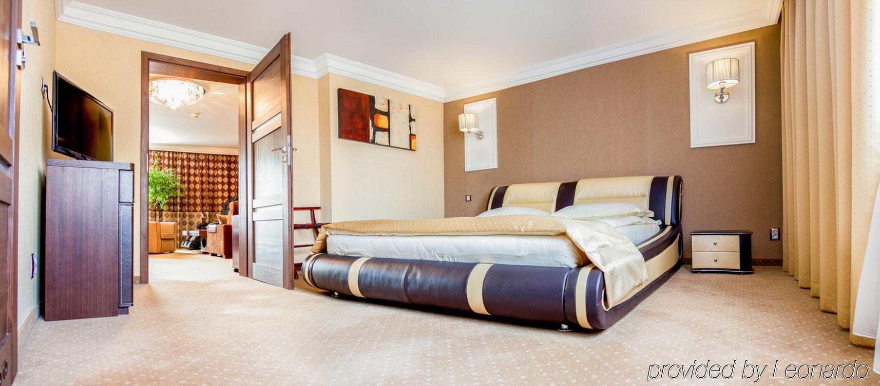 M Hotel Sosnowiec Eksteriør billede