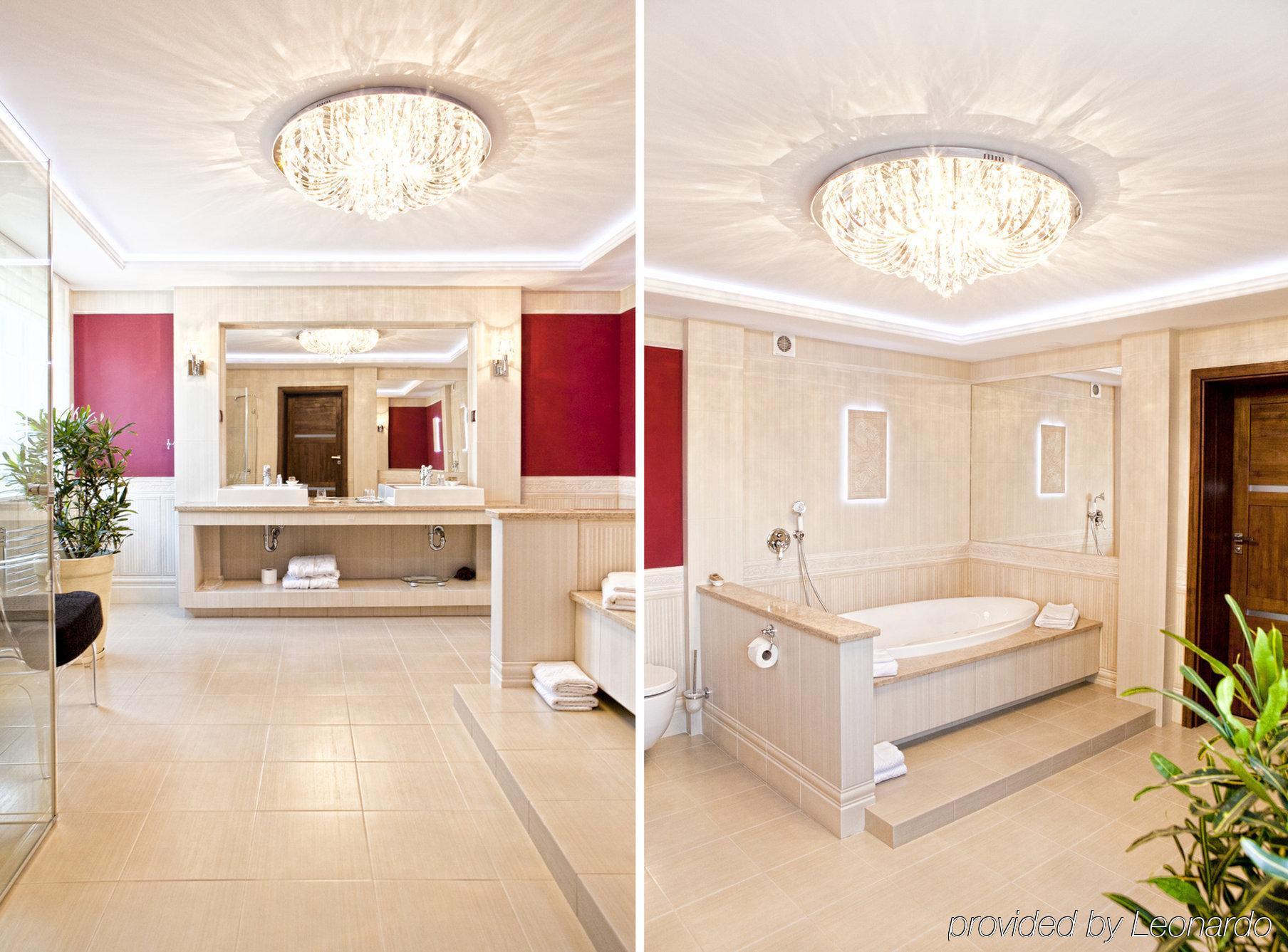 M Hotel Sosnowiec Eksteriør billede