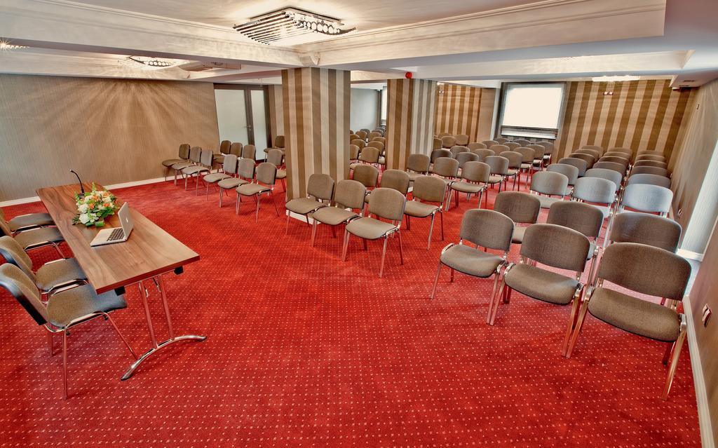 M Hotel Sosnowiec Eksteriør billede