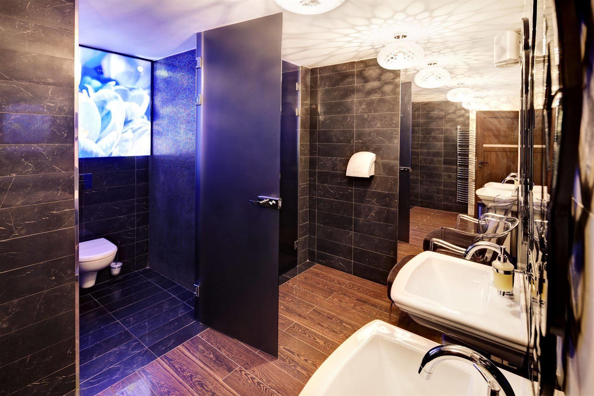 M Hotel Sosnowiec Eksteriør billede