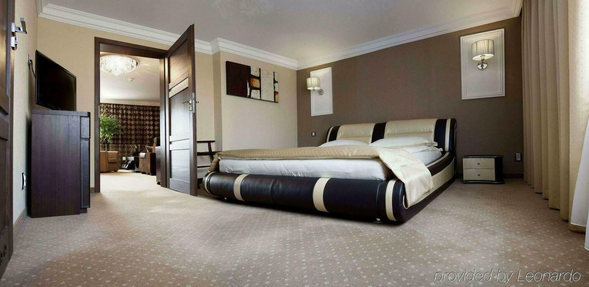 M Hotel Sosnowiec Eksteriør billede